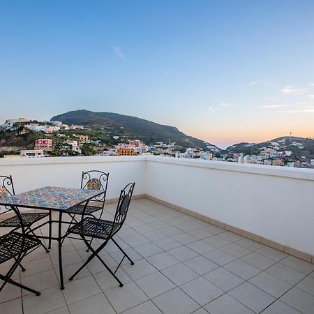 Hotel Torre Dei Borboni Ponza Bagian luar foto