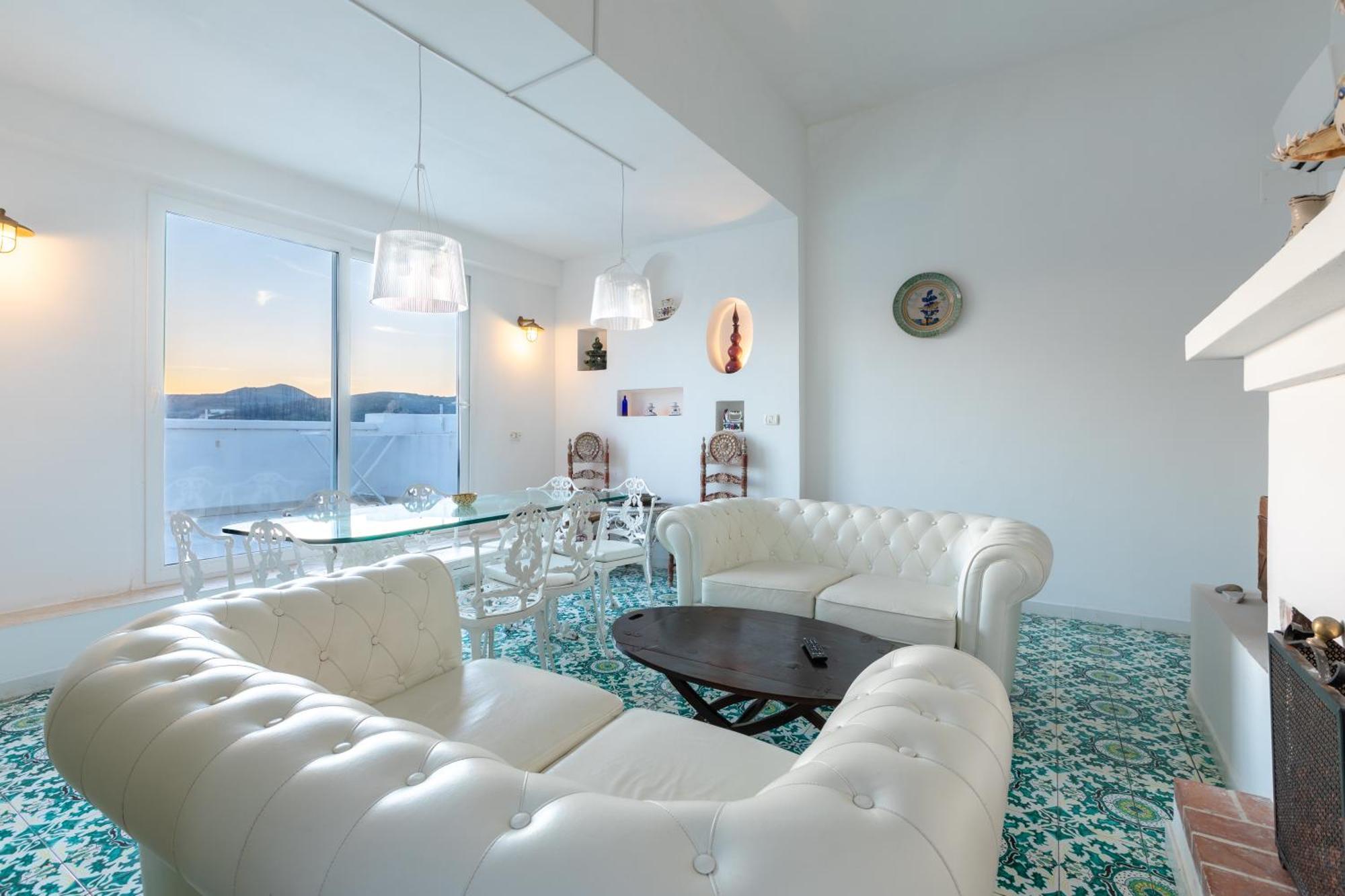 Hotel Torre Dei Borboni Ponza Bagian luar foto
