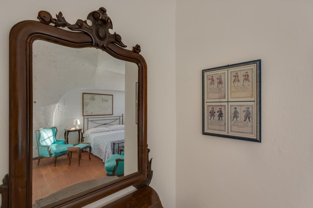Hotel Torre Dei Borboni Ponza Bagian luar foto
